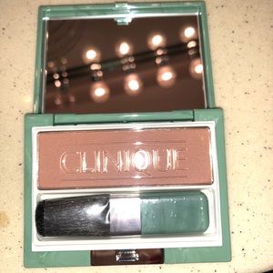 NWT Clinique blush